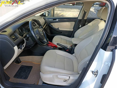 Imagem 13 de 15 de Volkswagen Jetta 2.0