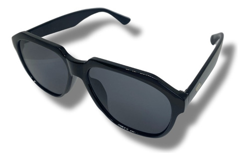 Lentes De Sol Luxy Vision Unisex Con Protección Solar Redondo Negro Negro Negro