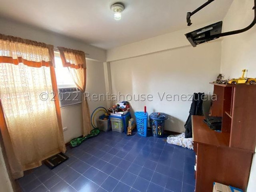 Imagen 14 de 30 de Apartamento En Venta Al Este De Barquisimeto Rah 23-15190 //invierta Seguro Con Rentahouse//