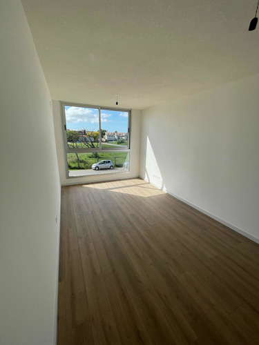 Apartamento De 2 Dorm Estrenar Usd 95.000 Altos De B Norte