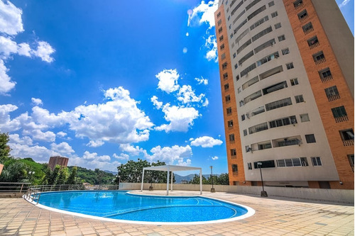 Sky Group Atenea Vende Penthouse En Valencia. El Parral Residencia Chelsea Court.