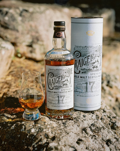 Imagen 2 de 6 de Whisky Craigellachie 17 Años Single Malt 1000ml En Estuche