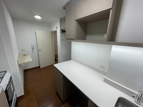 Departamento En Alquiler Boulevard Olleros, Muy Buen Estado.