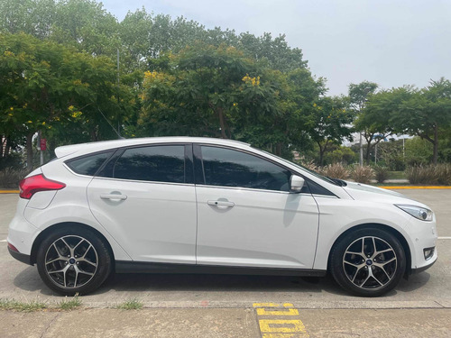 Imagen 7 de 12 de Ford Focus Iii 2016 2.0 Titanium At6