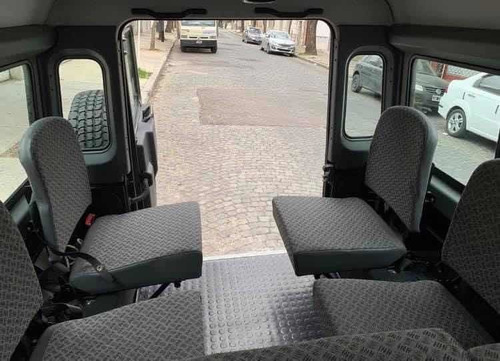 Imagen 3 de 8 de Land Rover 2006 Defender 110 Td5 Sw