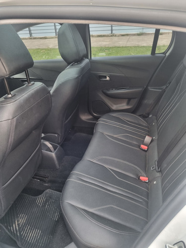 Peugeot 208 1.6 Feline Tiptronic
