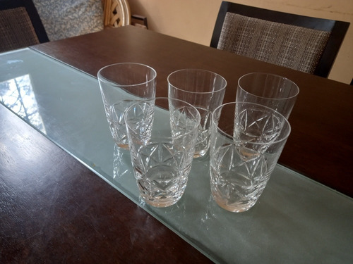 Finos Muy Elegantes Vasos Antiguos De Cristal Tallado 