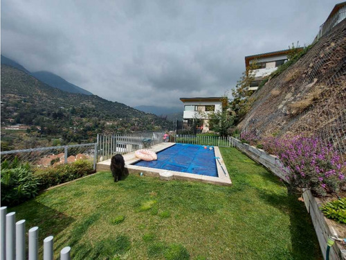 Casa En Las Condes / C El Cerro En Condominio Arrayan