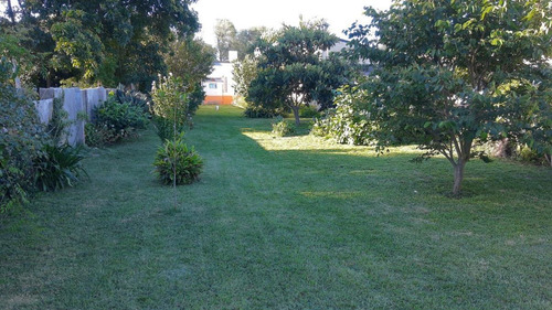 Casa En Venta - 3 Dormitorios 2 Baños - 400 Mts2 - Comandante Nicanor Otamendi