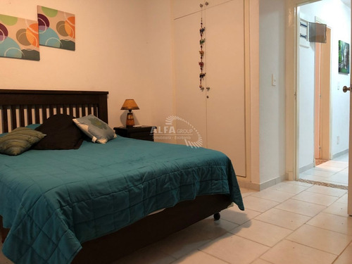 Imagen 9 de 12 de Apartamento En Venta Frente Al Mar, 1 Dormitorio , Punta Del Este