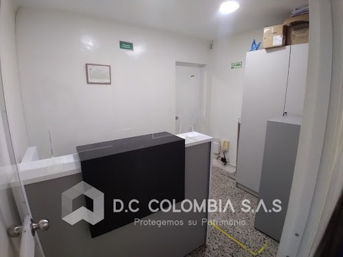 Imagen 7 de 18 de Consultorios En Venta Alcazares 815-2759