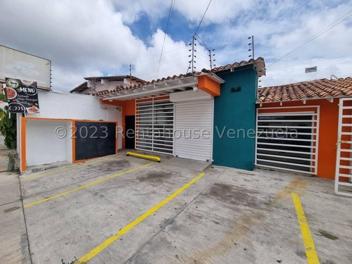 Local Comercial En Venta En Nueva Segovia Barquisimeto Lara -- %%m-c-t%% Cod. 24 Guion 3 7 5 9