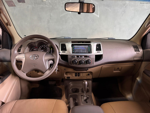 Toyota Hilux SW4 2.7 SR 4X2 16V FLEX 4P AUTOMÁTICO