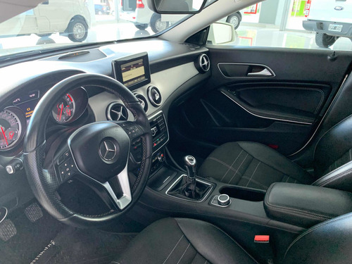 Mercedes-benz Clase Cla 1.6 Cla200 Coupe 2014 Banchik Usados