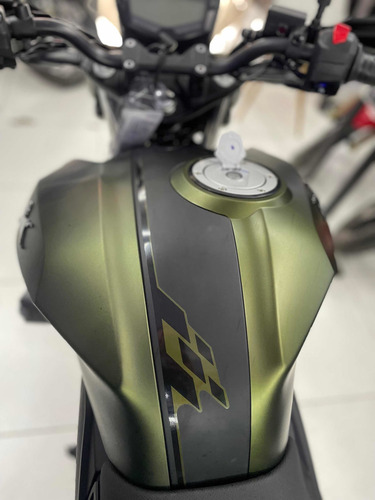 Imagen 15 de 15 de Apache 160 4v Golden Green