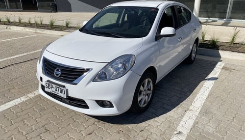 Nissan Versa Advance At 1.6 2012