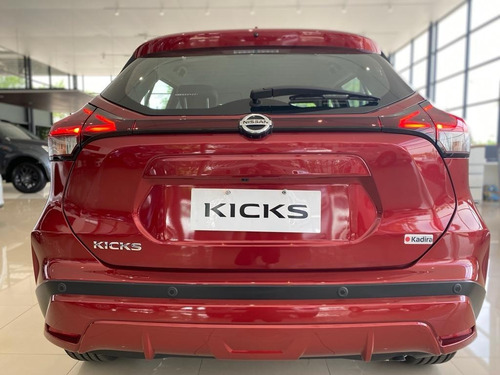 Imagen 6 de 22 de Nissan Kicks Advance Cvt 0km Oferta Bordó #02