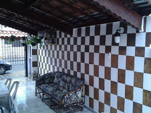 Imagem 2 de 5 de Perto Da Praia E Da Pista Com 01 Suíte E Aceita Imóvel Na Região Do Abc Paulista E Financia Pela Caixa E Pelo Banco Do Brasil - Hm694