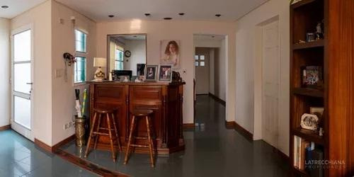 Venta De Casa. Hermosa, En Impecable Estado. Llavallol.