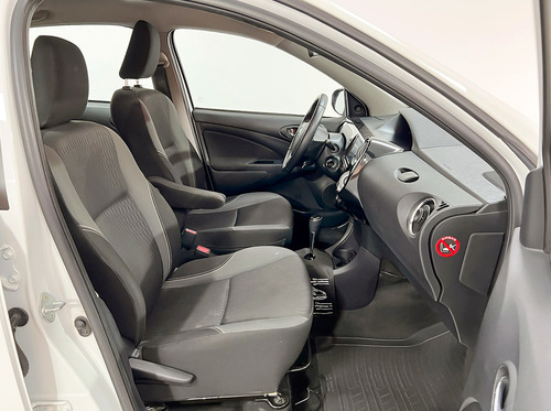 Toyota Etios 1.5 Xls At