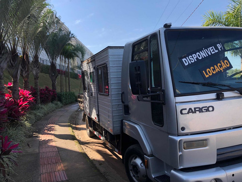 Imagem 2 de 5 de Ford Cargo 815 E