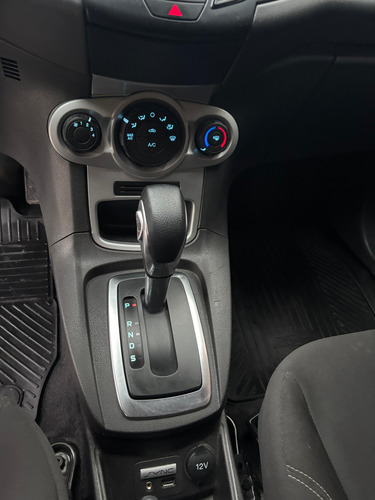 Ford Fiesta Kinetic 1.6 Se Powershift 120cv