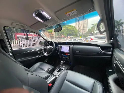 Toyota Fortuner Srv 2022 4000cc 4x4 Aut