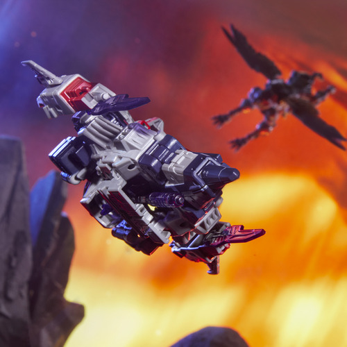 Figura Transformers Legacy Cybertron Universe Starscream