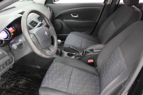 Imagen 11 de 13 de Renault Fluence 2013 4 Cilindros