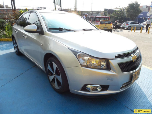 Imagen 3 de 25 de Chevrolet Cruze