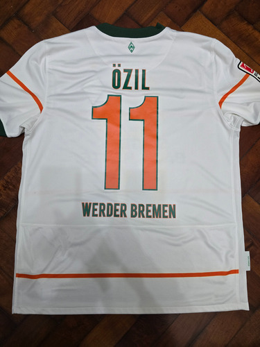 Camiseta Alternativa Werder Bremen 2009/10 Ozil 11 L (Usado)