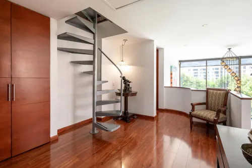 Casa En Venta En El Tejar. Cod V8390
