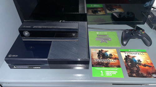Xbox One + Kinect Edición: Titanfall (Usado)