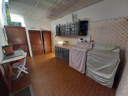 Imagen 29 de 29 de Estupenda Casa En Calle Cerrada Con Vigilancia Las 24h En Una De Las Mejores Zonas De Caracas. En Colinas De Los Ruices. Mls#22-17841
