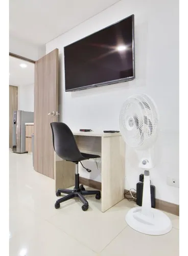 Aparta Estudio Amoblado En Laureles Por Noche O Por Mes