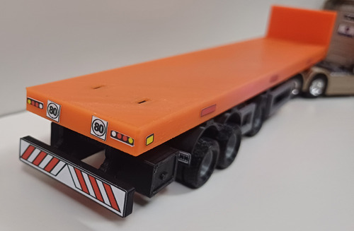 Camión Con Semi Playo Escala 1:64 Naranja