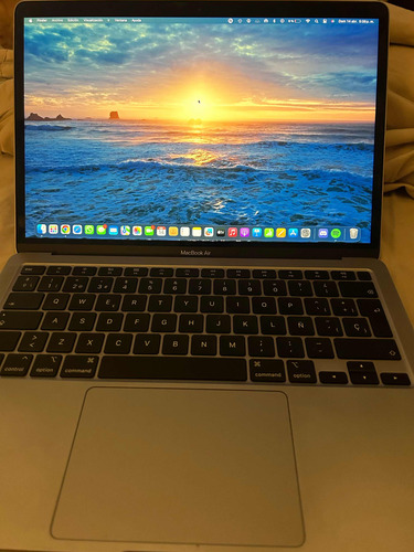 Macbook Air 2020 - 13 Pulgadas / Usada Casi Como Nueva