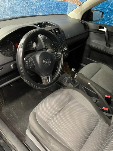 Imagem 9 de 12 de Volkswagen Polo 1.6 Mi