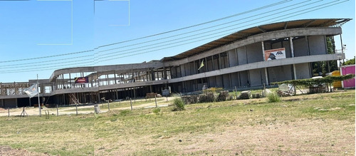 Imagen 2 de 18 de Venta Local En Triángulo Urbano Canning