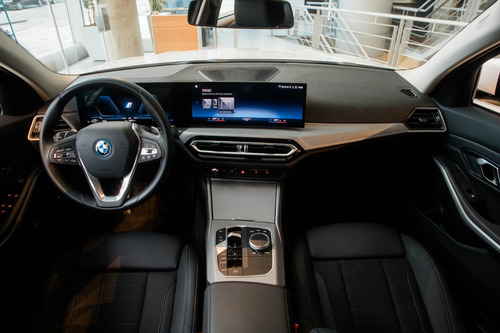Bmw 330e Urban 2024