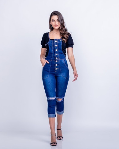 Imagem 4 de 6 de Macação Jardineira Jeans Capri Blogueira