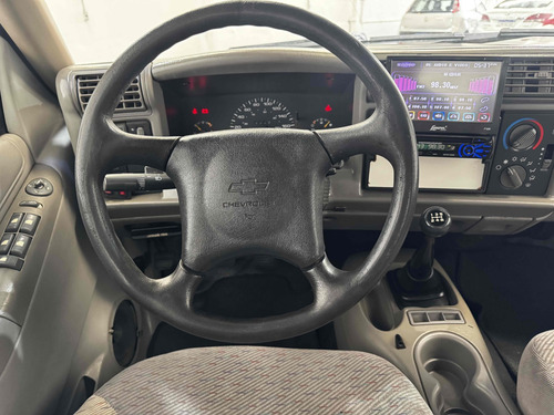 Chevrolet S10 2.2 Mpfi Dlx 4x2 Cd 8v Gasolina 4p Manual