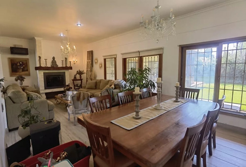 Se Vende Propiedad Centro En Comuna De Isla De Maipo