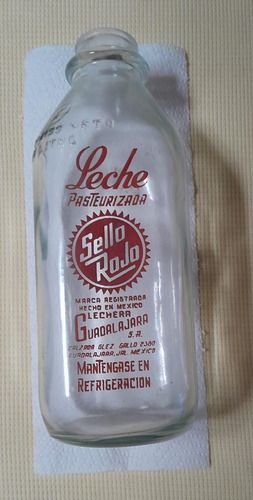 Botella De Vidrio Antigüa De Leche (Usado)