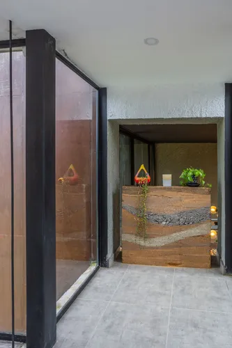 Casa En Venta En Vía Principal De Santa Elena. Cod V15184