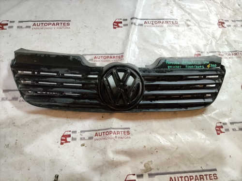 Parrilla Delantera Vw Pointer 2000/2005 