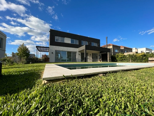 Imagen 4 de 30 de Venta Casa A Estrenar En Ayres Plaza - Pilar