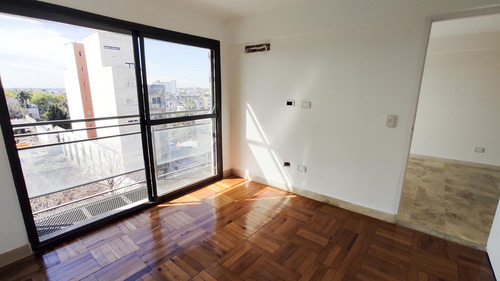 Departamento Moderno 2 Ambientes Con 2 Baños En Moron En Venta