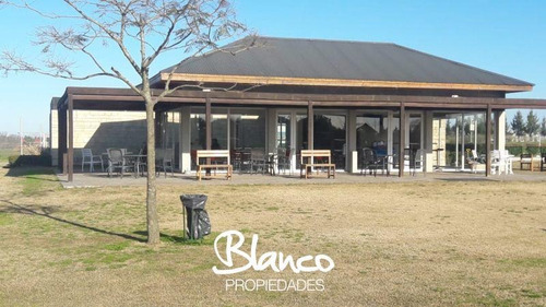 Imagen 7 de 18 de Excelente Lote Interno Dentro Del Barrio El Cantón - Norte