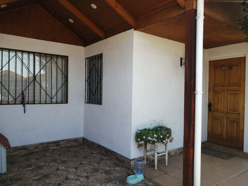 Am12 Hermosa Casa En Tranquilo Sector De Maipú.